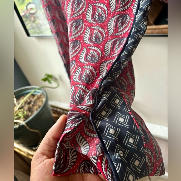 Anthropologie Red and Blue Patterned Cropped Pants - Picture 10 of 12